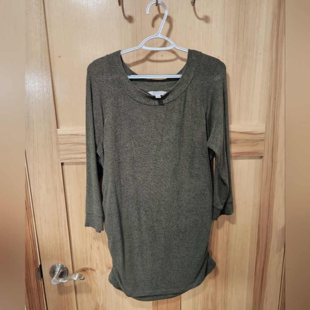 Maternity knit top
